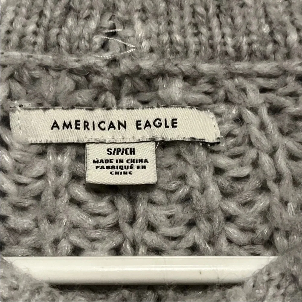 American Eagle Womens Pullover Sweater Long Sleeve Crew Neck Gray Size Small